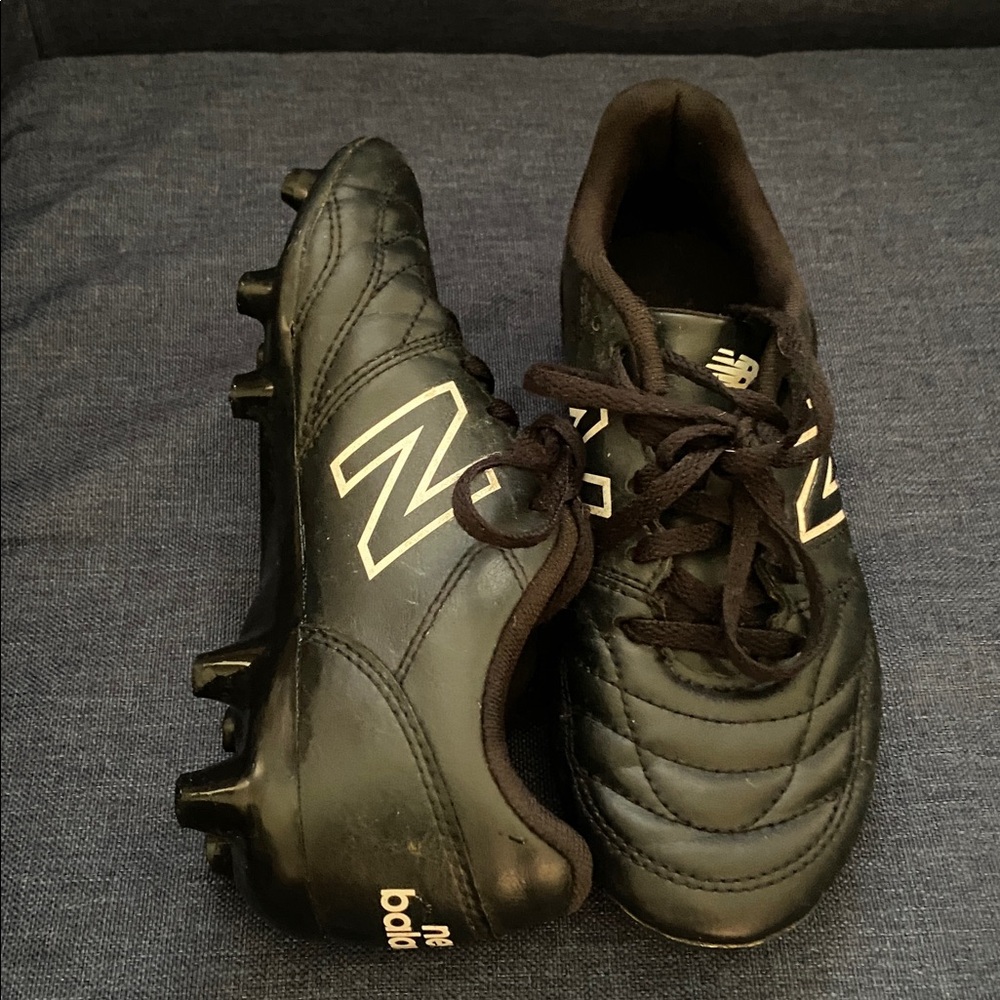New Balance Youth Cleat (soccer, lacrosse)